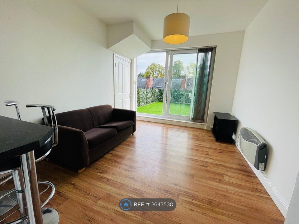 Property photo 2 of 13