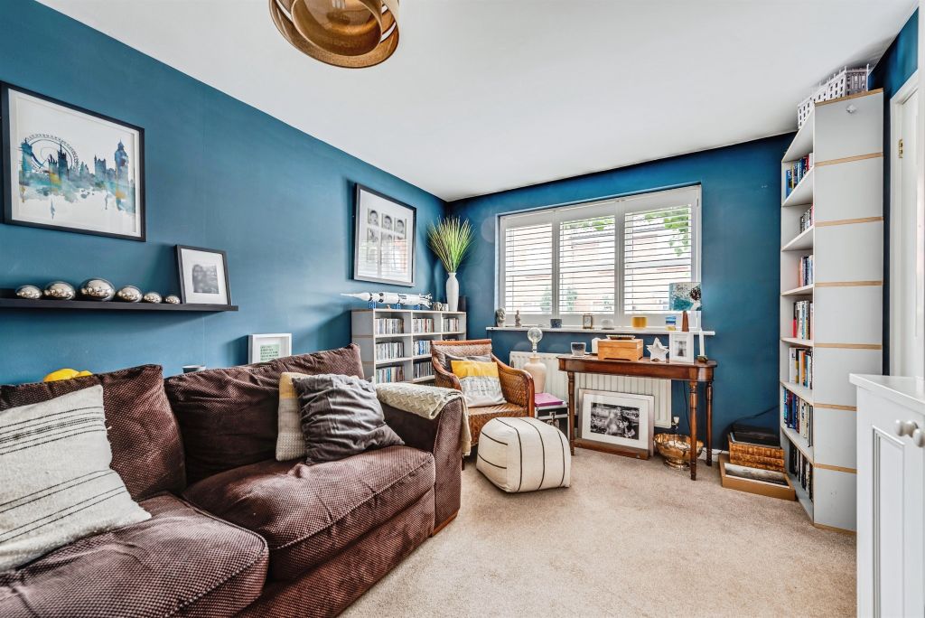 Property photo 2 of 19