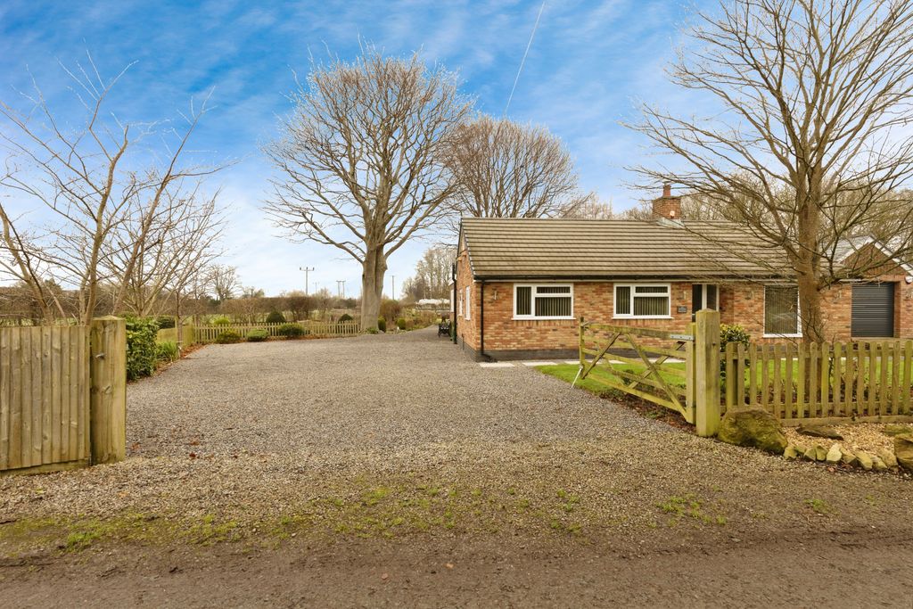Property photo 2 of 45