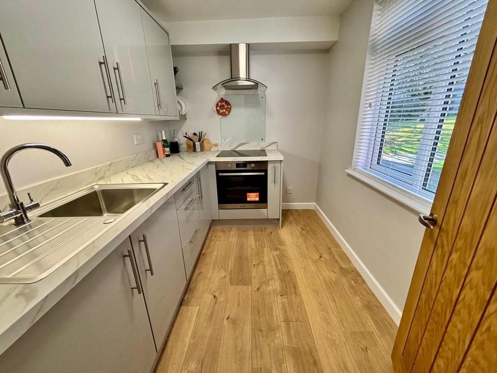 Property photo 2 of 18 Kitchen.Jpeg