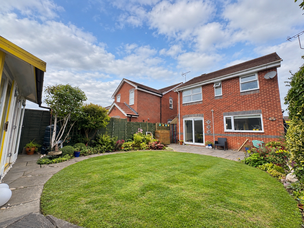 Property photo 2 of 16 Rear Garden