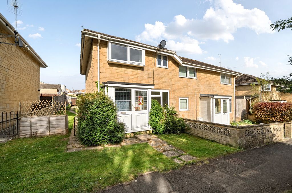 Property photo 1 of 18 1448673-20-69E909...