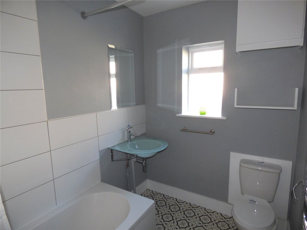 Property photo 3 of 21 Picture No. 36