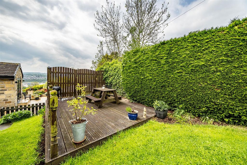 Additional image 28 of 3 bed detached bungalow for saleVine Close, Clifton, Brighouse HD6