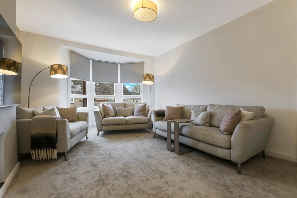 Property photo 3 of 18 3