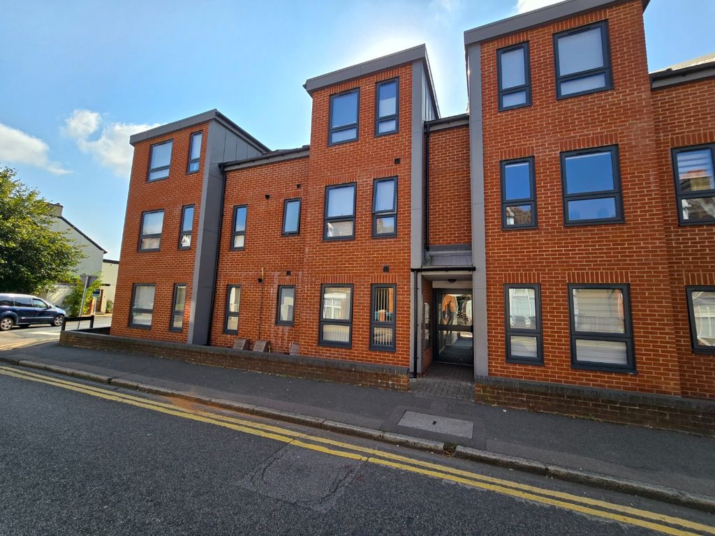 Property photo 1 of 8 3631231