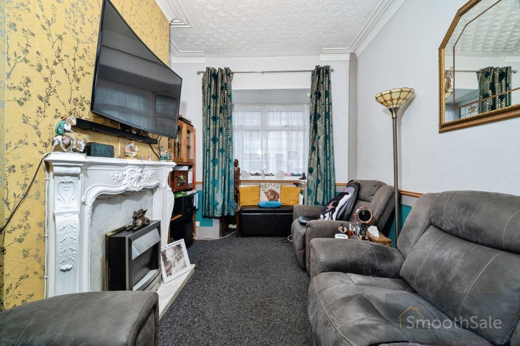 Property photo 2 of 16