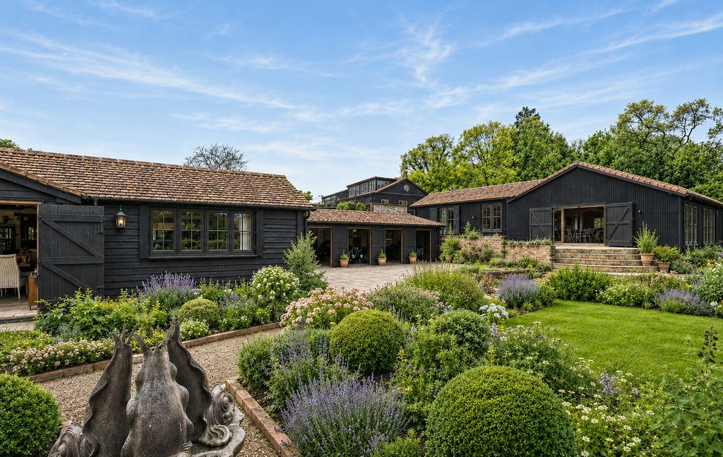 Property photo 1 of 27 CGI Concept