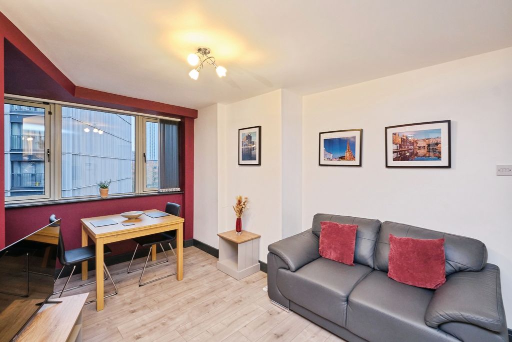 Property photo 2 of 13 Living / Dining Room