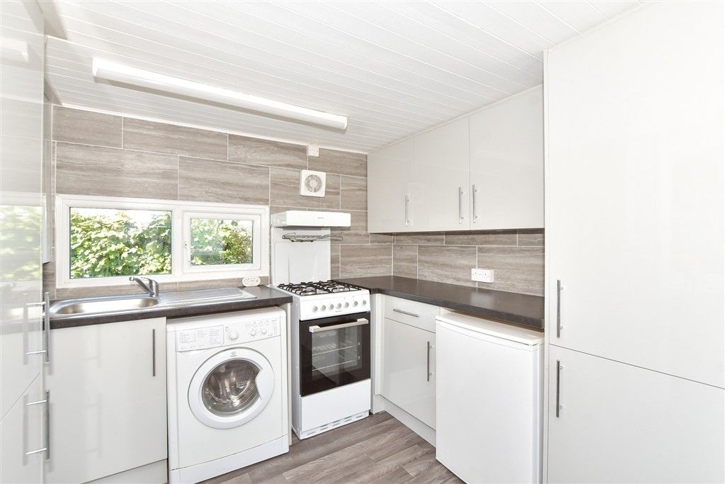 Property photo 2 of 14 Kitchen