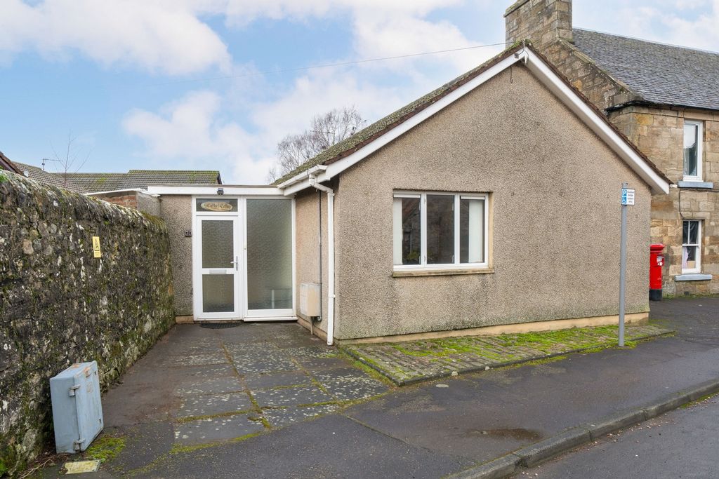 Property photo 1 of 17 Photo 2