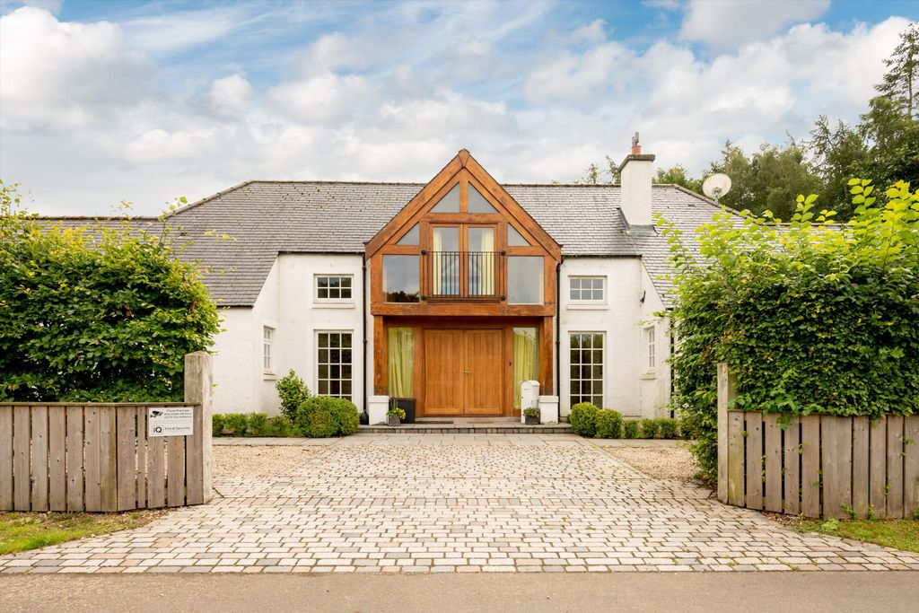 Property photo 1 of 28 Image