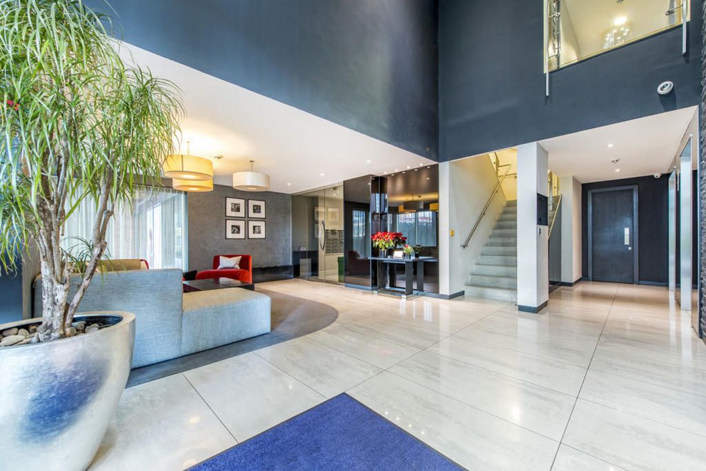 Property photo 3 of 11