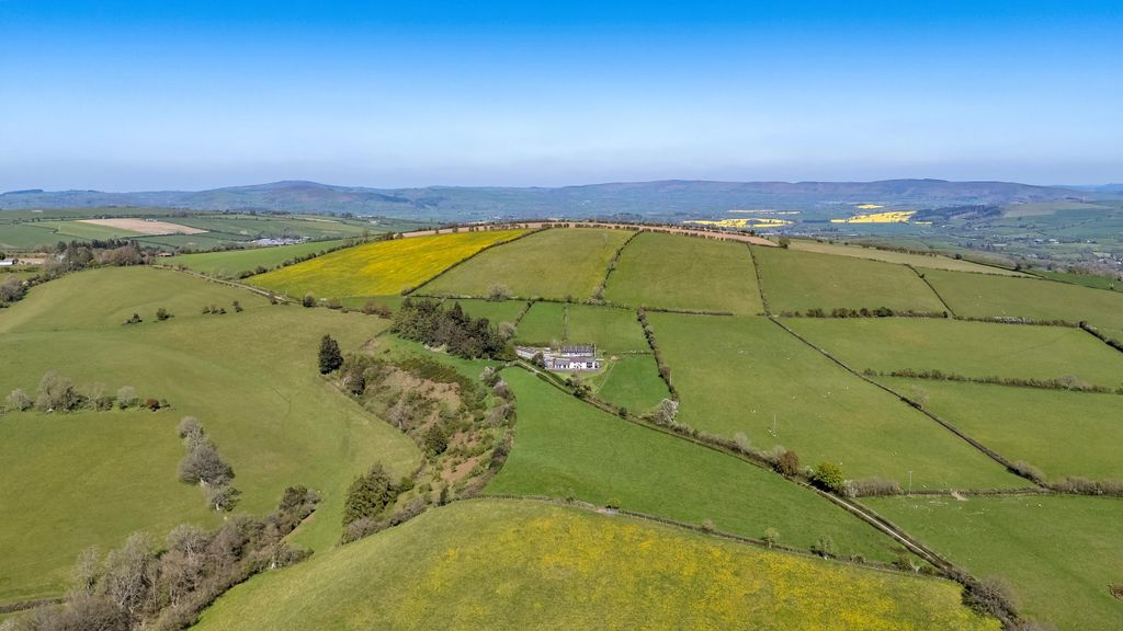 Property photo 1 of 24 Image
