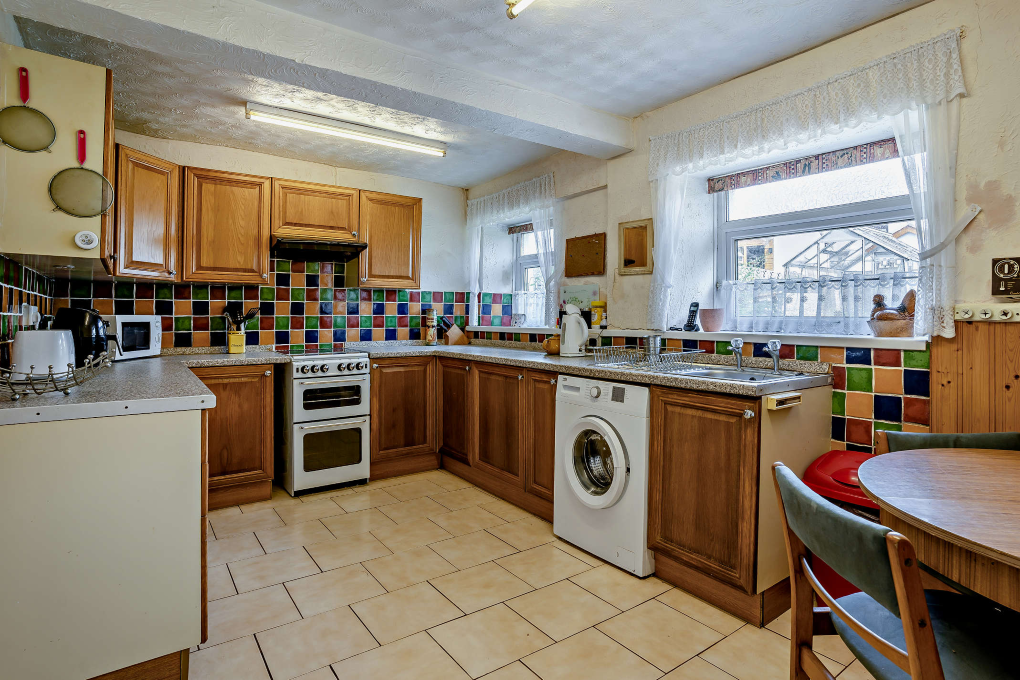 Property photo 3 of 9