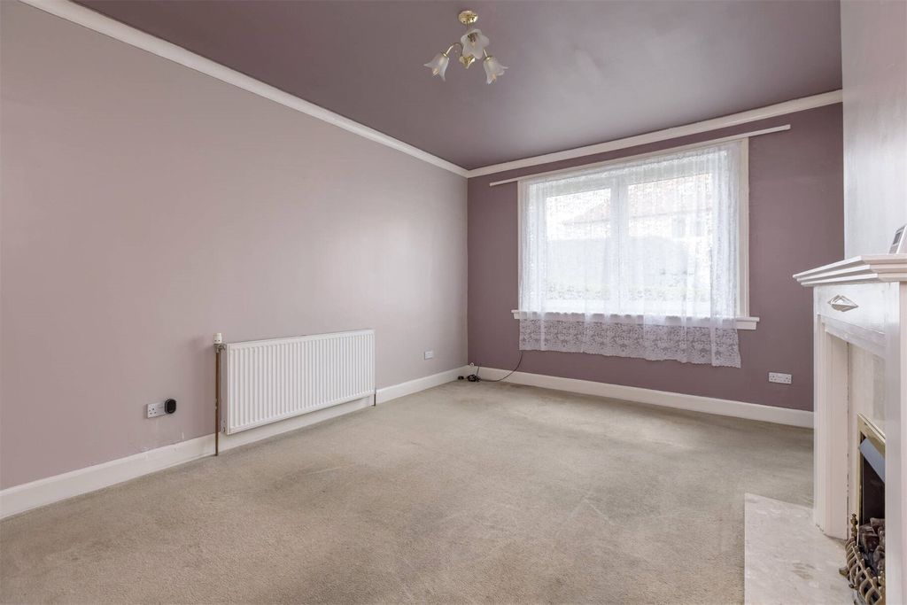 Property photo 3 of 16 Picture No. 05