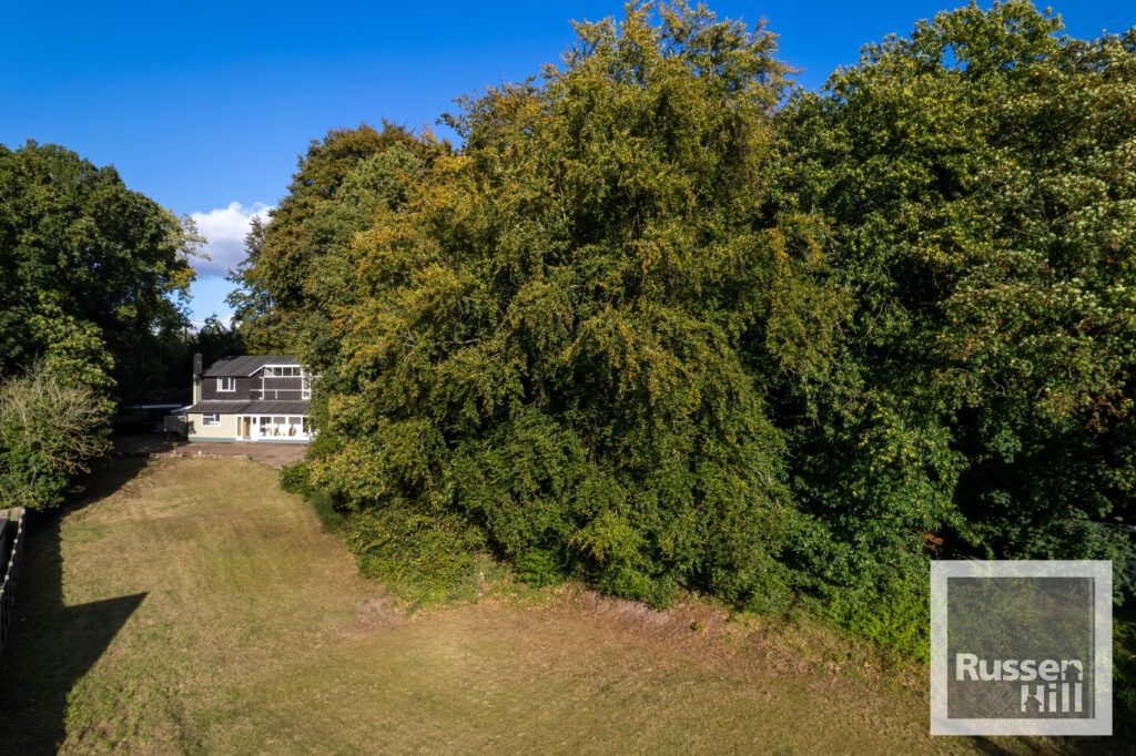 Property photo 1 of 35