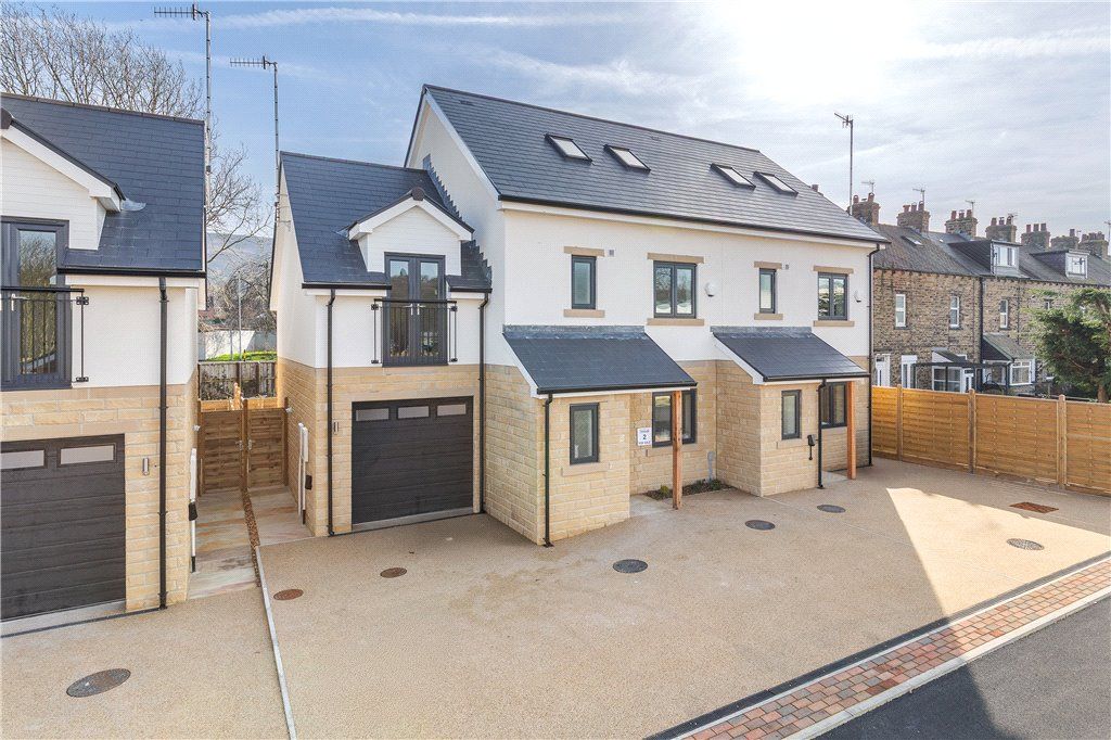 Property photo 1 of 19 Plot 2