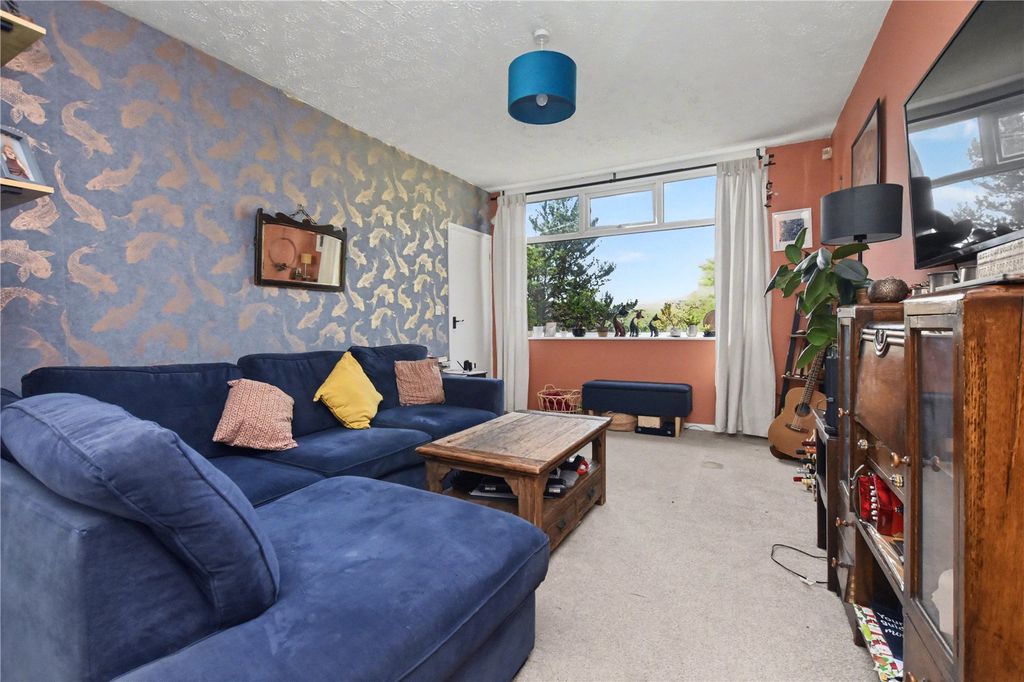 Property photo 3 of 14 Picture No. 19