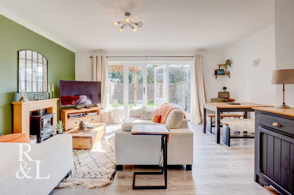 Property photo 3 of 27 55 Church Street (12).Jpg