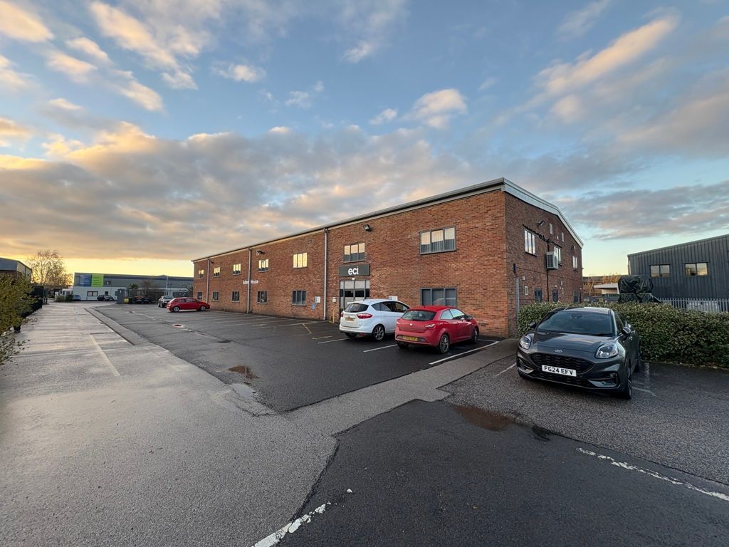 Property photo 3 of 11 Photo 3