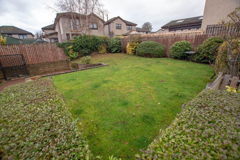 Property photo 3 of 15 Photo 11