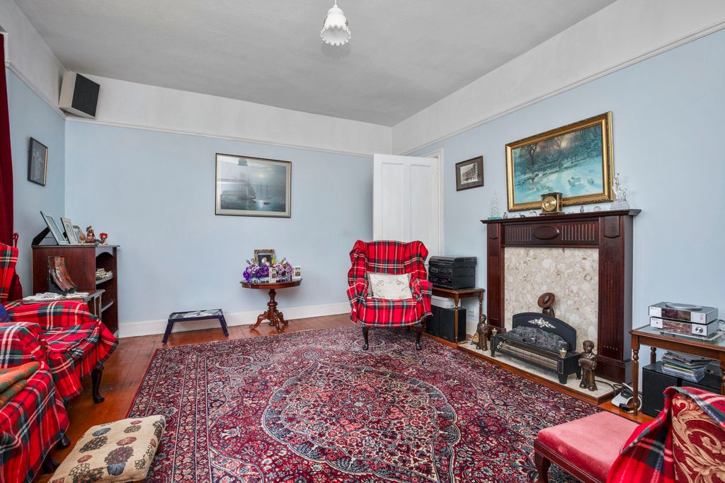 Property photo 3 of 19 Property Image 3
