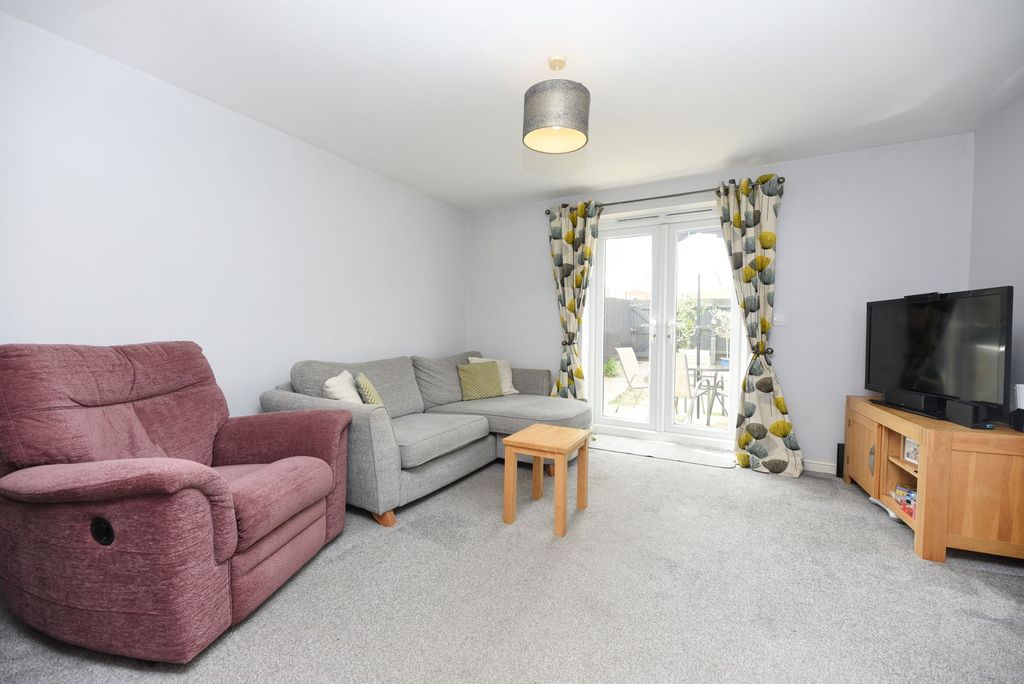 Property photo 2 of 14