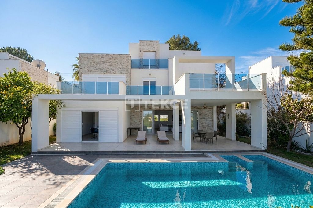 Property photo 1 of 36