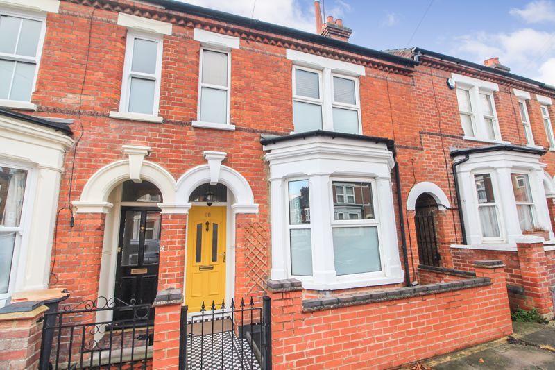 Property photo 1 of 14 Front