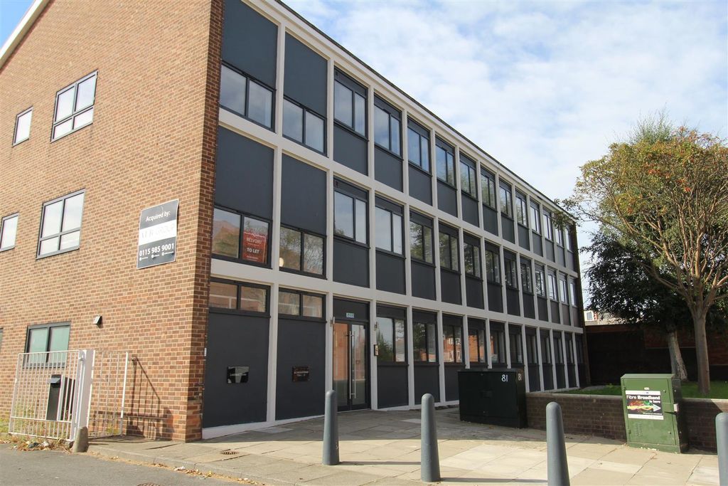 Property photo 1 of 6