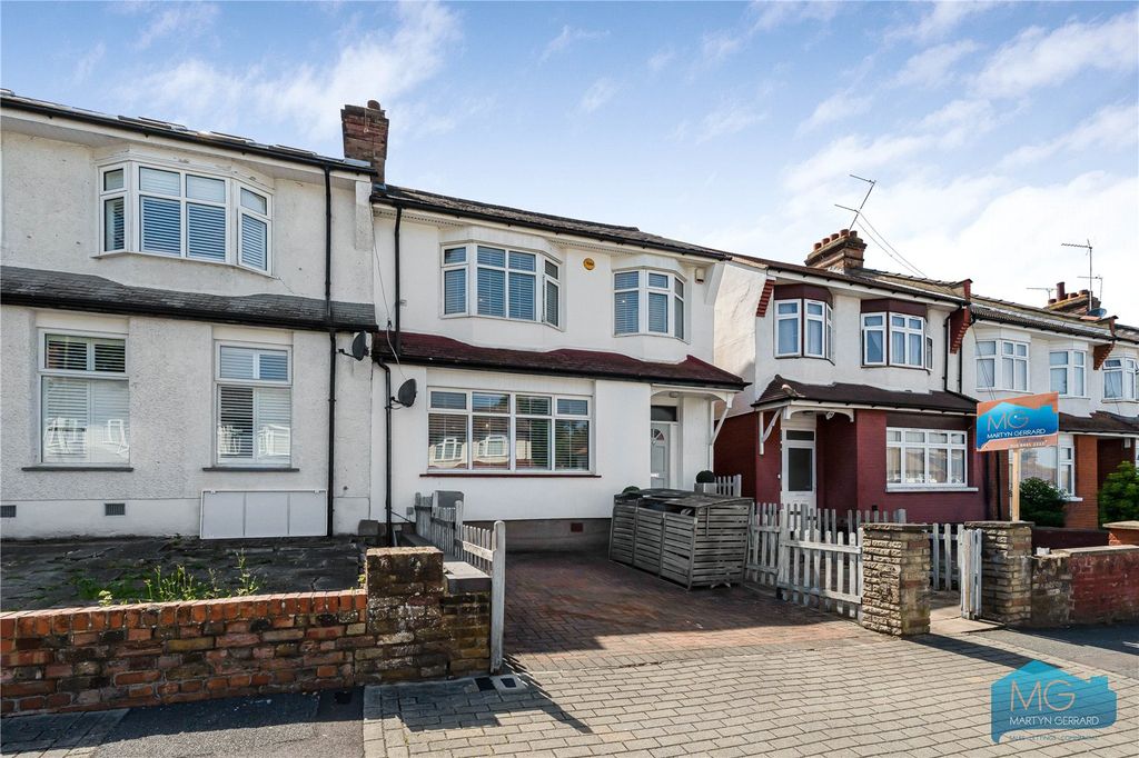 Property photo 2 of 27 Picture No. 03