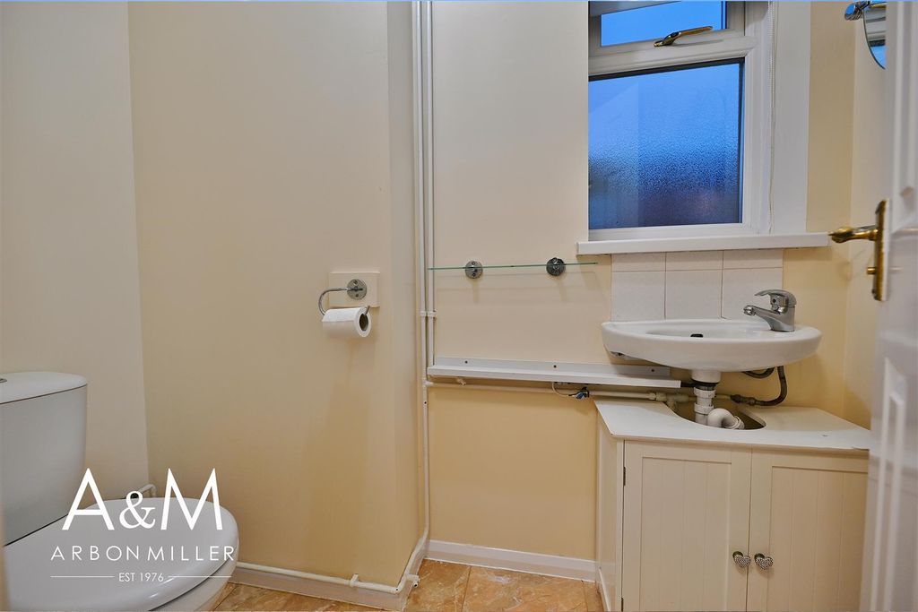 Property photo 3 of 16 2.Jpg