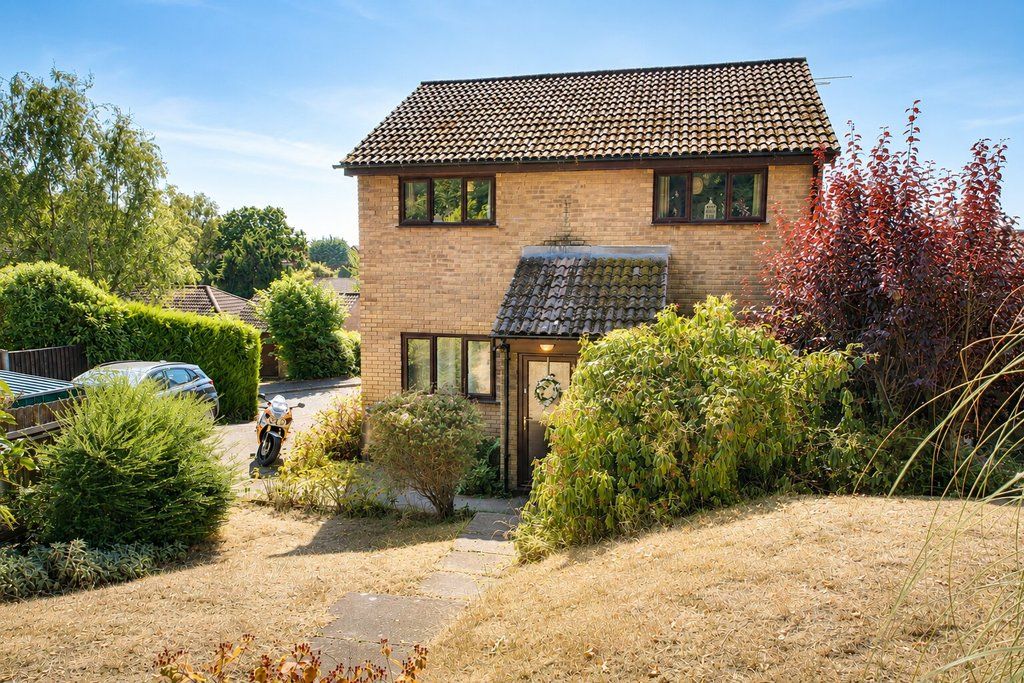 Property photo 1 of 13