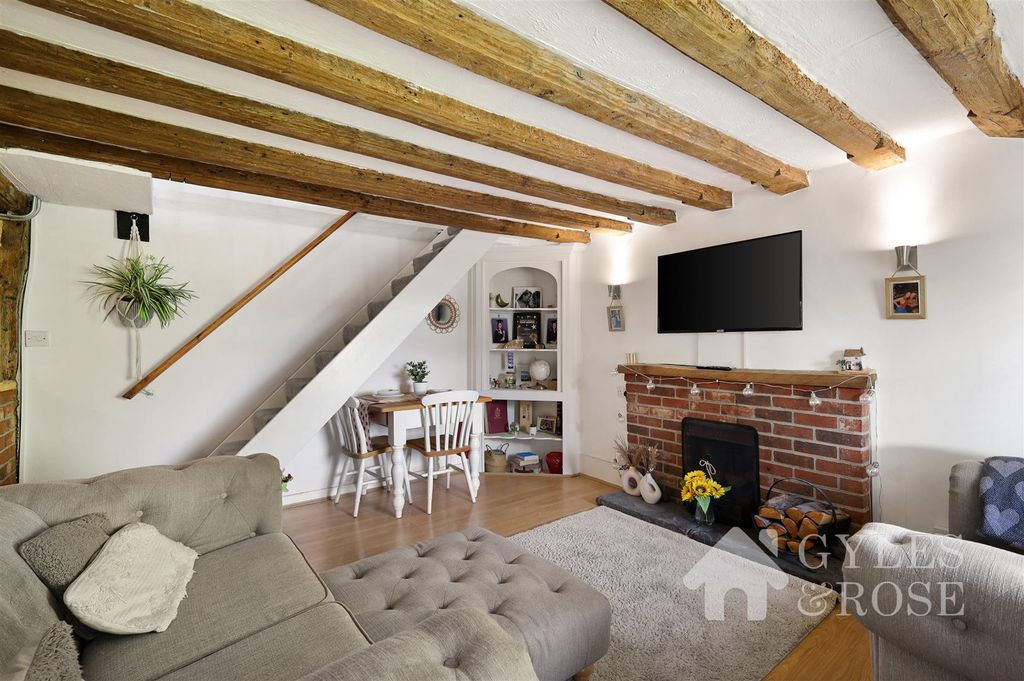 Property photo 3 of 19 Living/Dining