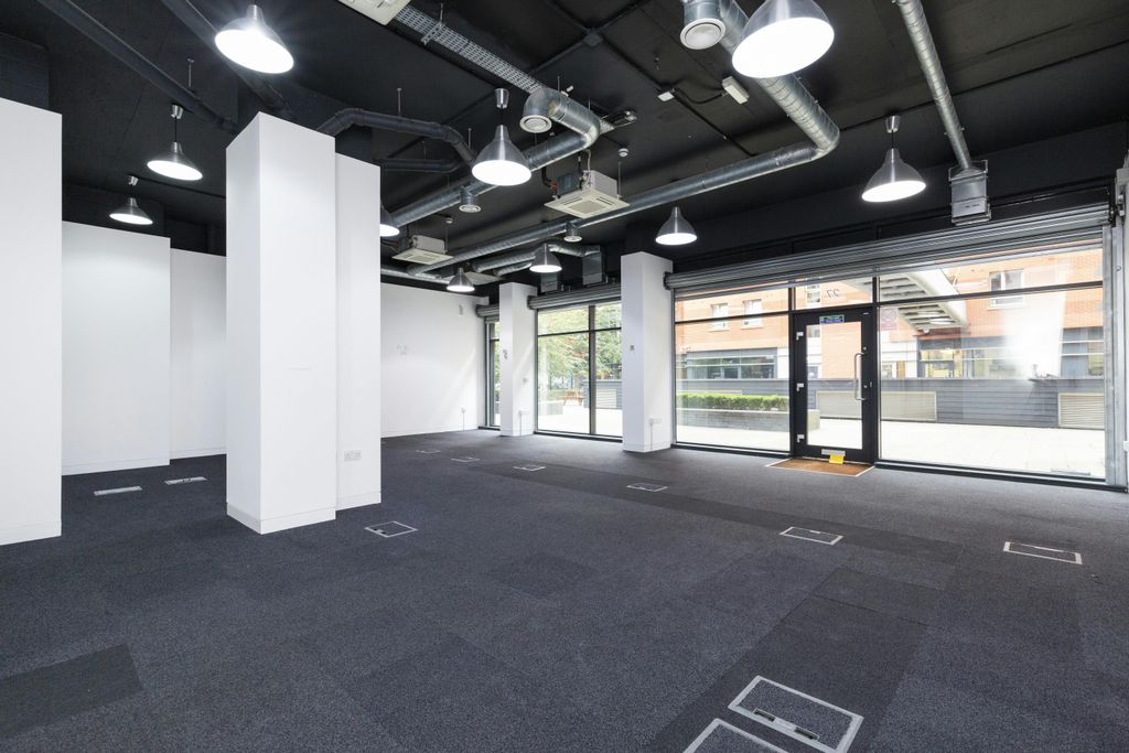 Property photo 3 of 15 Units 27 Studios Holloway   01.Jpg