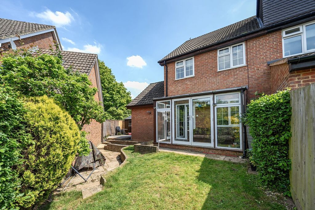 Property photo 2 of 12