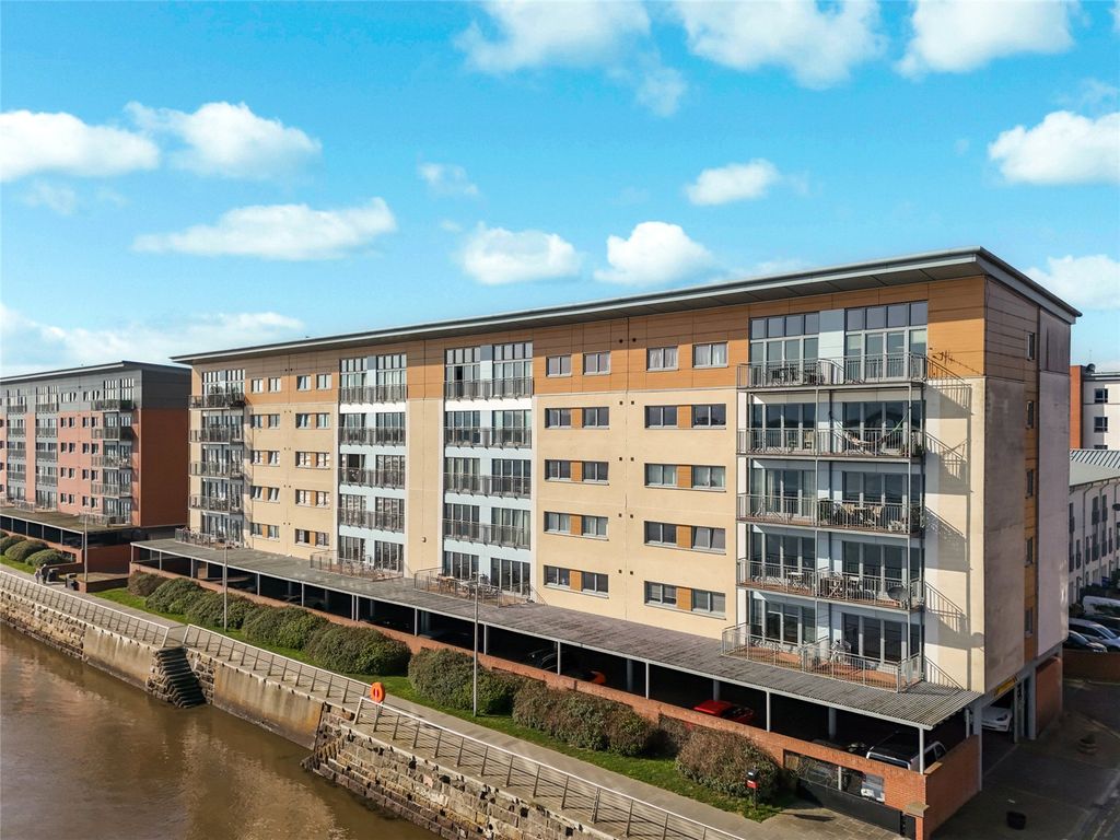 Property photo 1 of 24 Picture No. 09