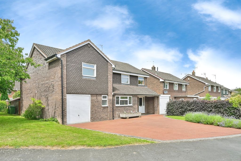 Property photo 1 of 16