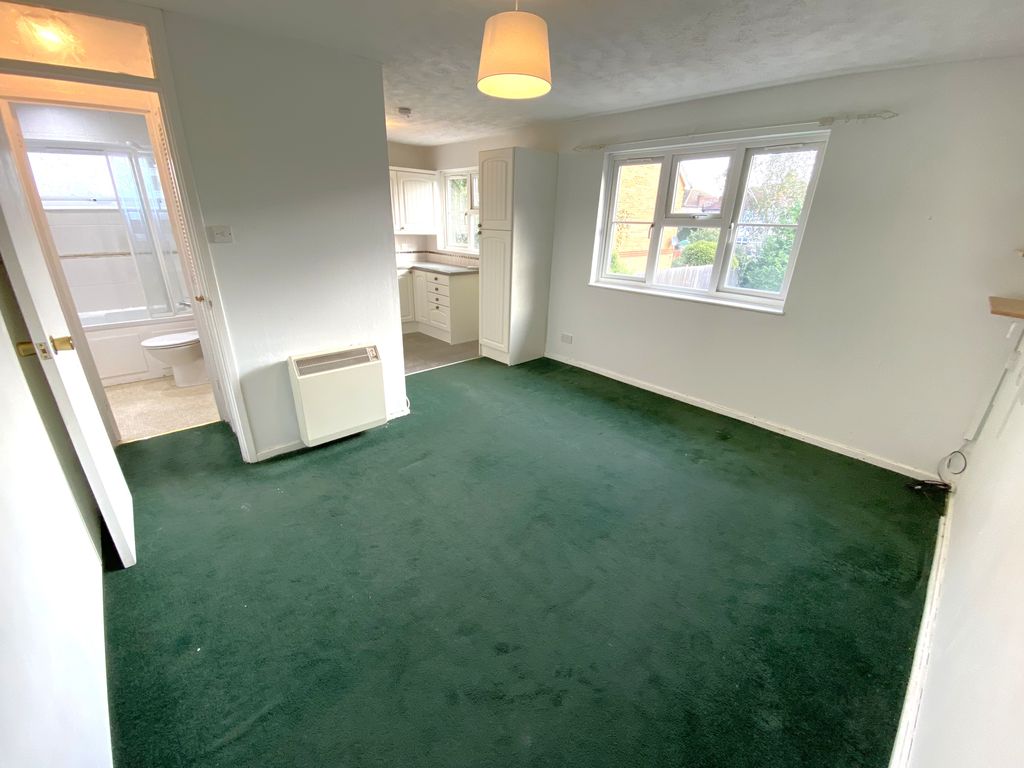 Property photo 1 of 5 Studio