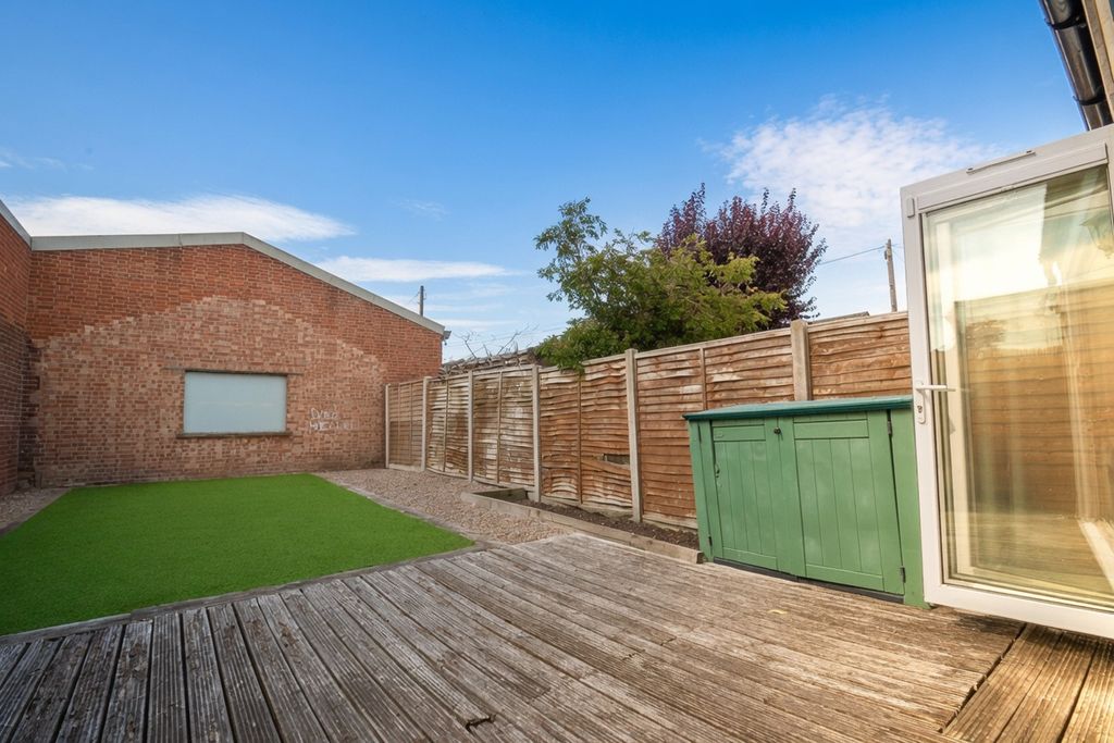 Property photo 3 of 13