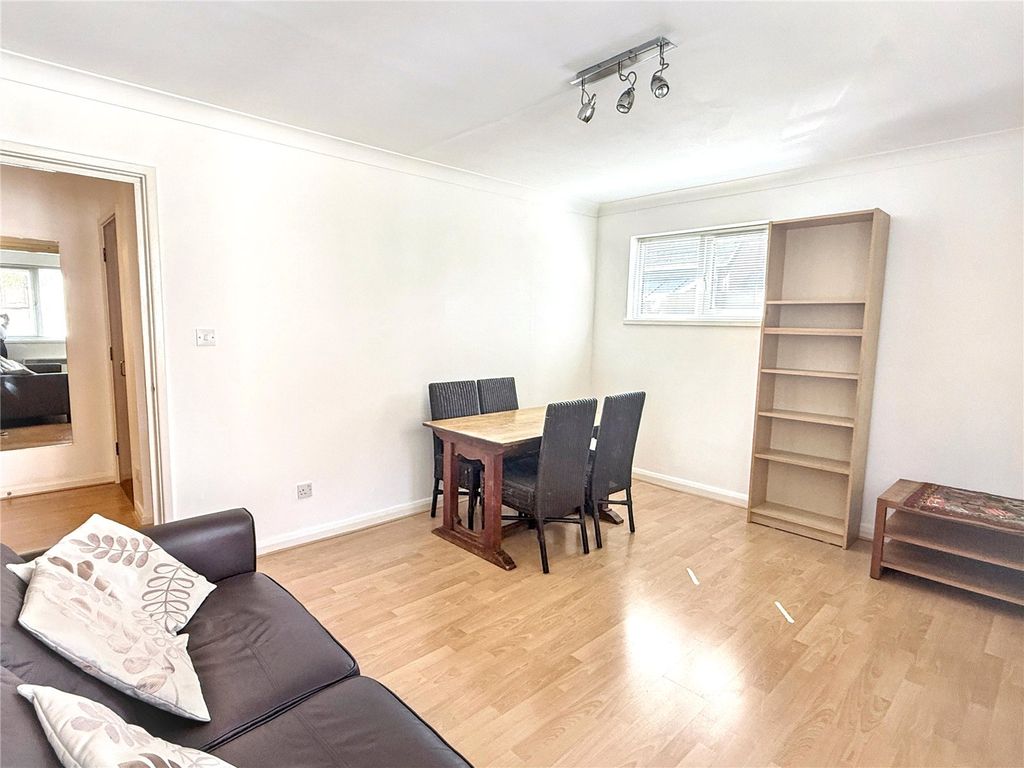 Property photo 3 of 14 Picture No. 09