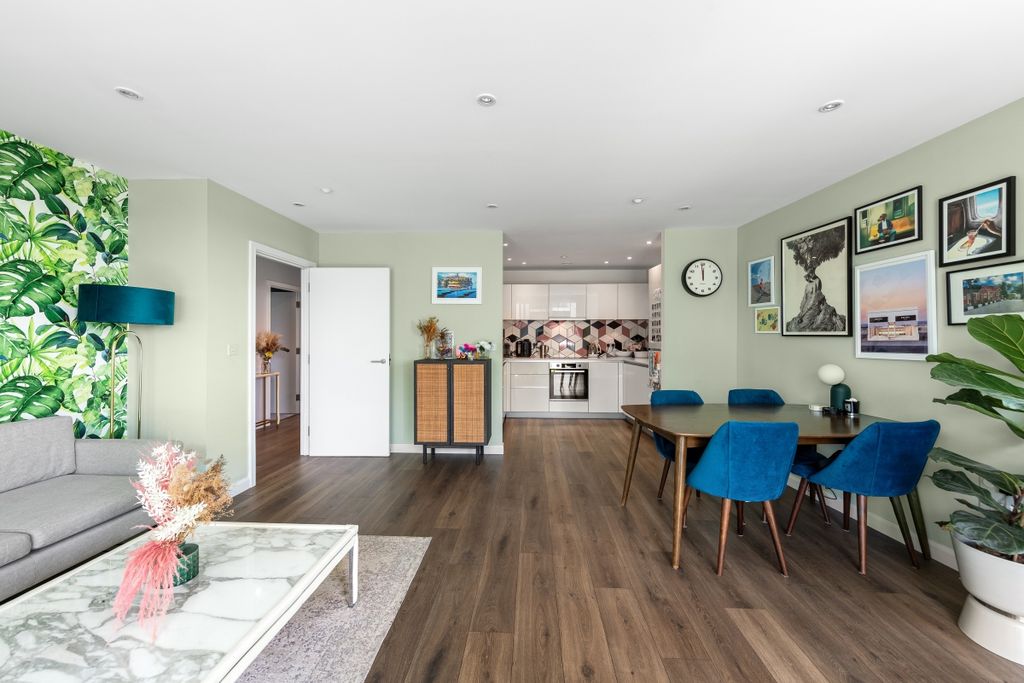 Property photo 2 of 22 094A4523