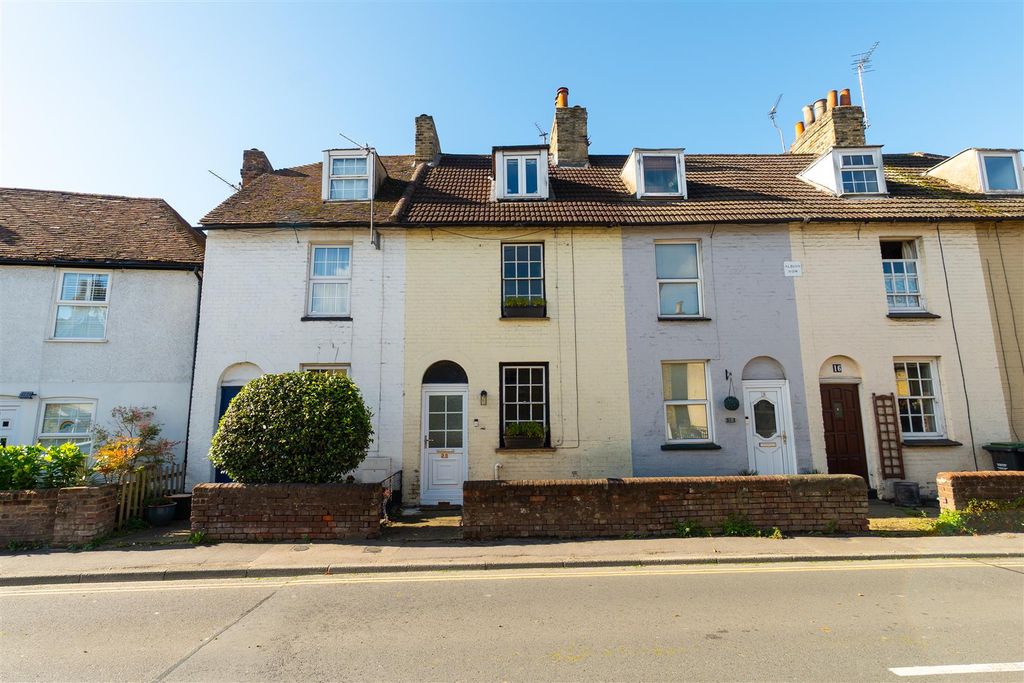 Property photo 1 of 17 Forstal Road, Aylesford1.Jpg