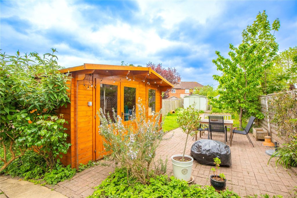 Property photo 1 of 23 Picture No. 24
