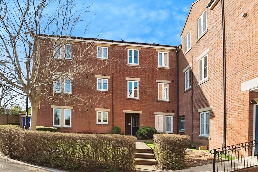 Property photo 1 of 9