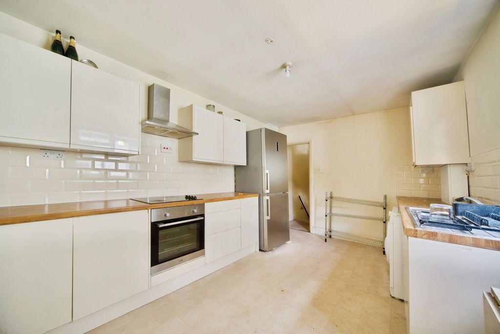 Property photo 2 of 13 Photo