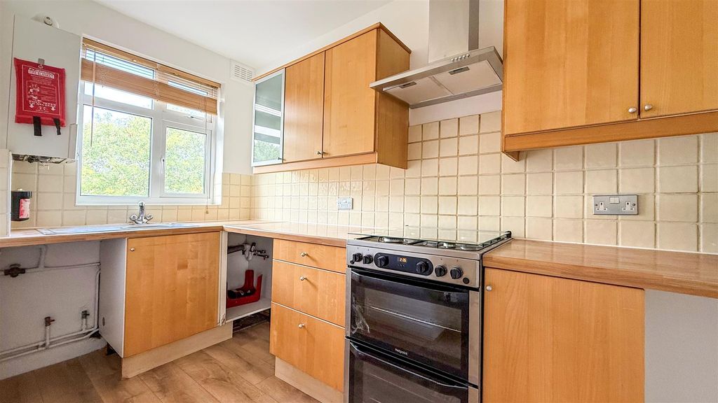Property photo 2 of 6 2.Jpg