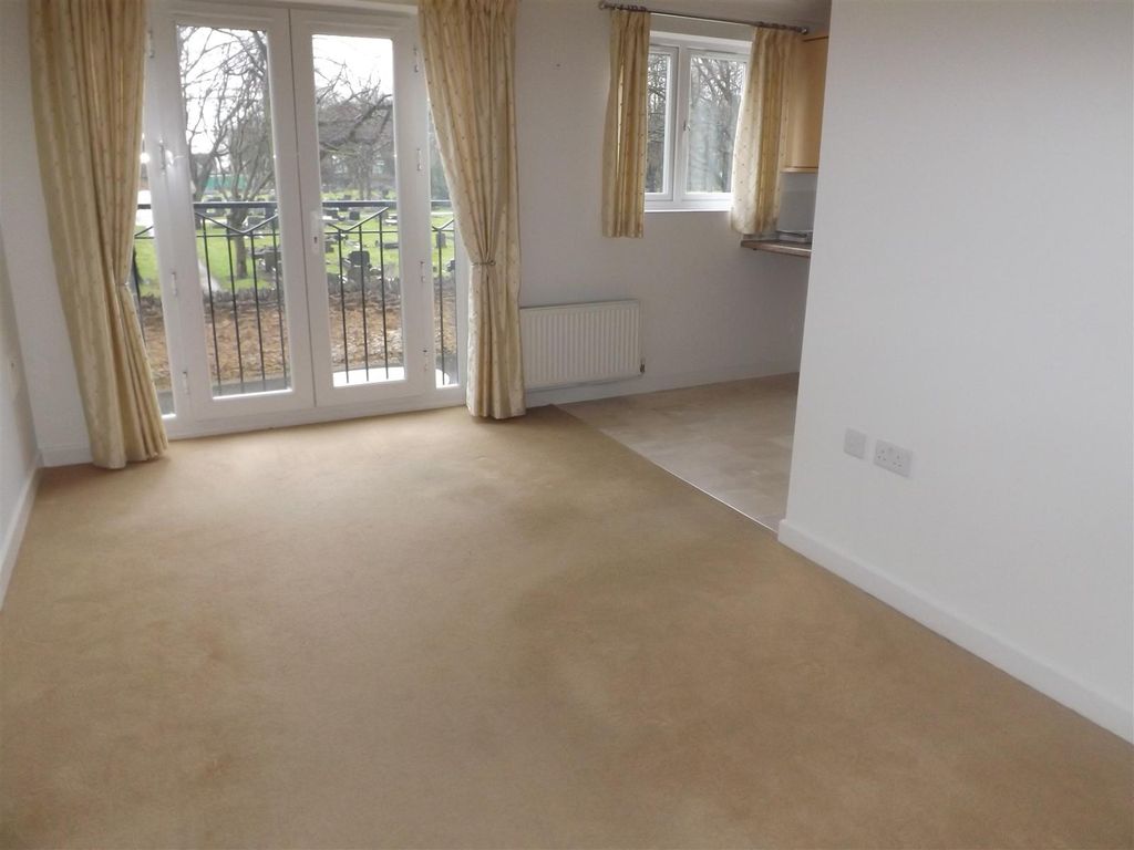 Property photo 3 of 6