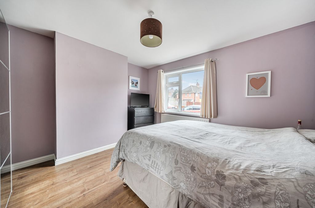 Property photo 3 of 30 Living Room